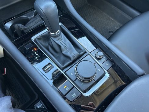 Certified 2025 MAZDA MAZDA3 s image 21