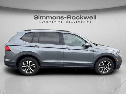 Used 2023 Volkswagen Tiguan S w/ Driver Assistance Package AWD/4WD image 6