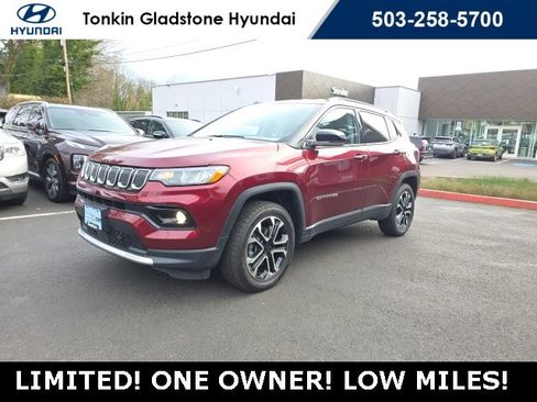 Used 2022 Jeep Compass Limited image 3