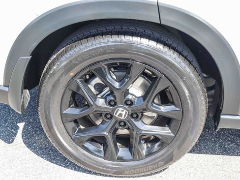 Certified 2024 Honda HR-V Sport image 8