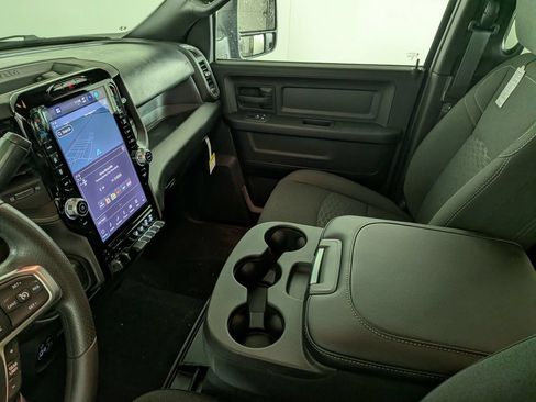 New 2026 RAM 2500 Tradesman AWD/4WD image 22