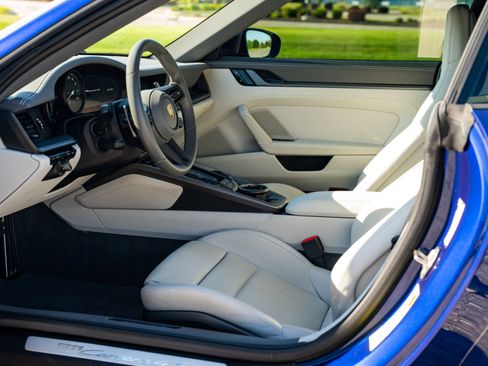Used 2020 Porsche 911 Carrera 4S image 27