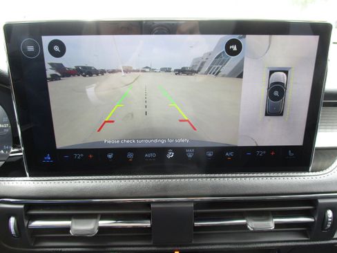 Used 2023 Lincoln Corsair AWD w/ Equipment Group 101A image 28