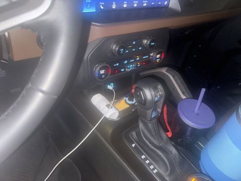 Used 2024 Ford Bronco Outer Banks image 19