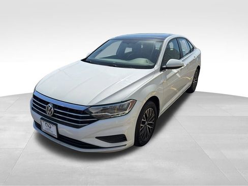 Used 2021 Volkswagen Jetta FWD image 3