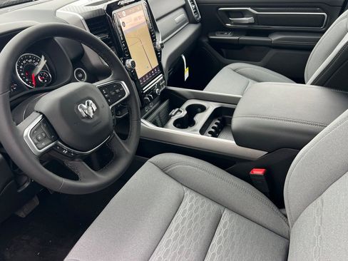 New 2026 RAM 1500 4x4 Crew Cab image 9