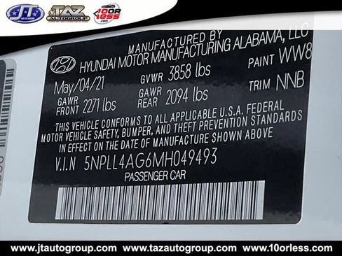 Used 2021 Hyundai Elantra SE FWD image 20