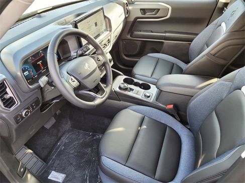 New 2025 Ford Bronco Sport Outer Banks image 11