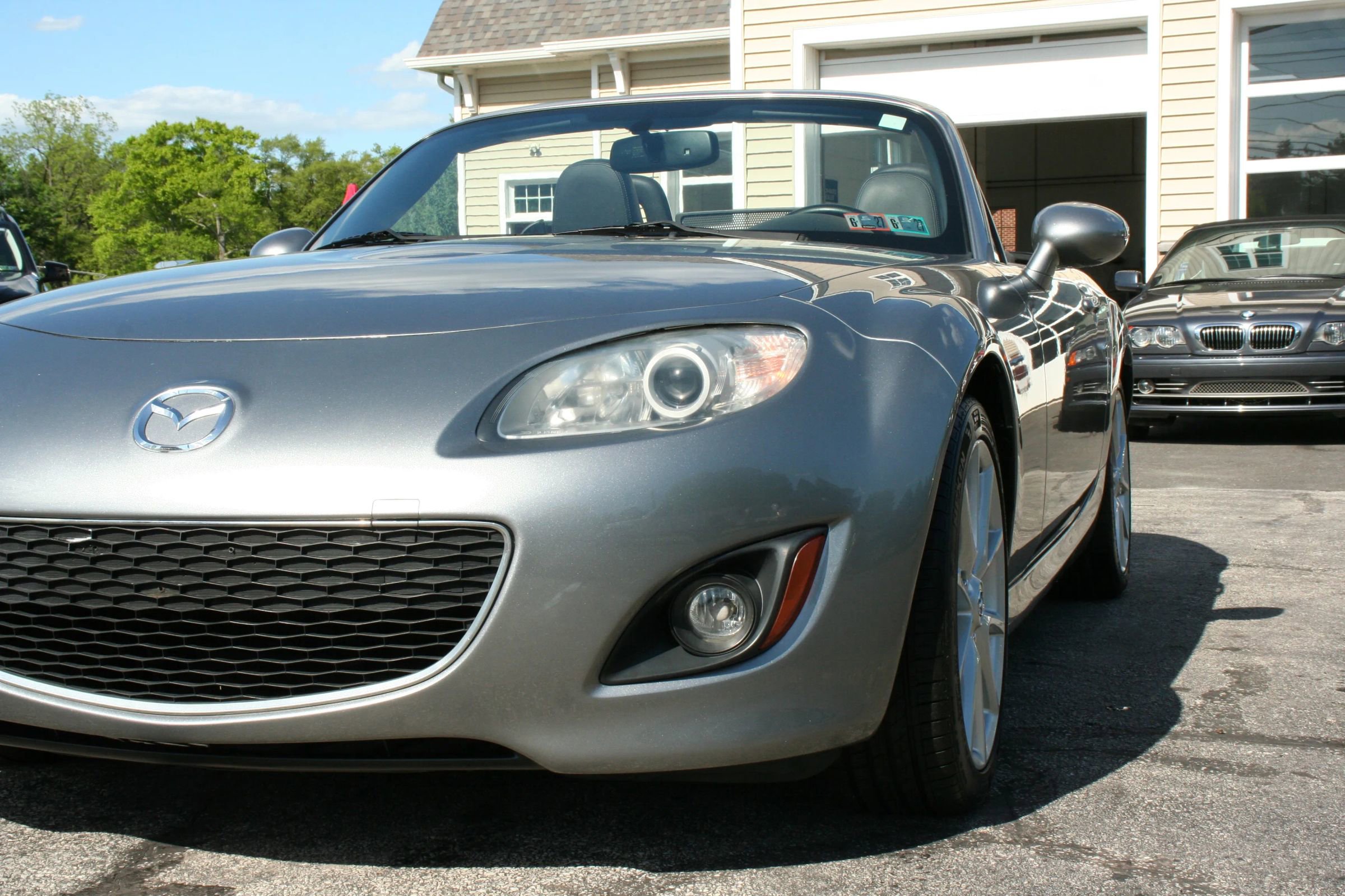 Used 2012 MAZDA MX-5 Miata Grand Touring w/ Premium Pkg RWD image 13