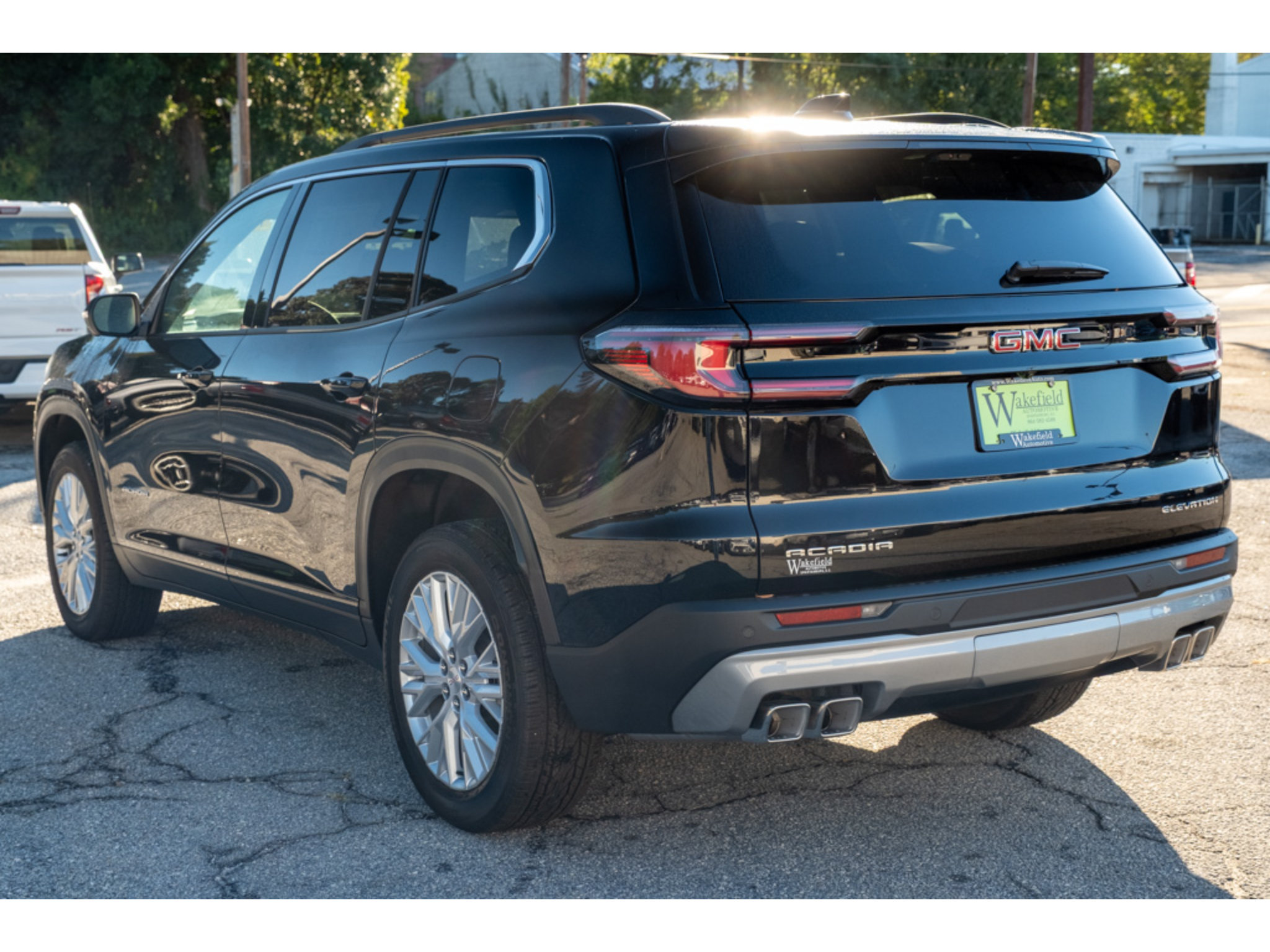 New 2027 GMC Acadia Elevation w/ Elevation Premium Package FWD image 6