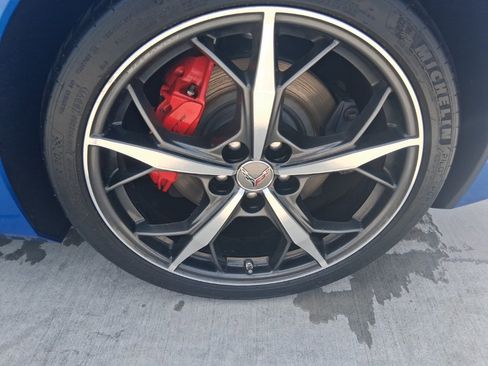 Used 2023 Chevrolet Corvette Stingray Coupe w/ Z51 Performance Package image 9