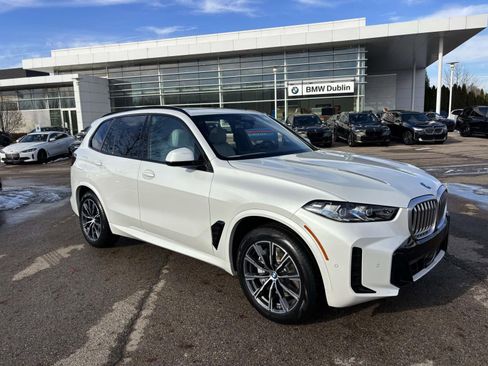 New 2026 BMW X5 xDrive50e w/ M Sport Package AWD/4WD image 1