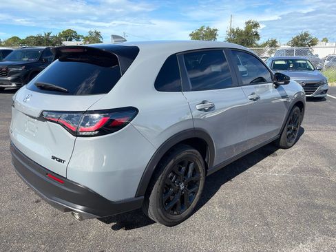 Certified 2025 Honda HR-V Sport image 7