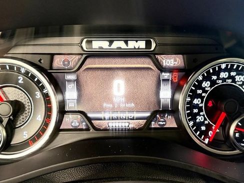 Used 2022 RAM 3500 Laramie AWD/4WD image 32
