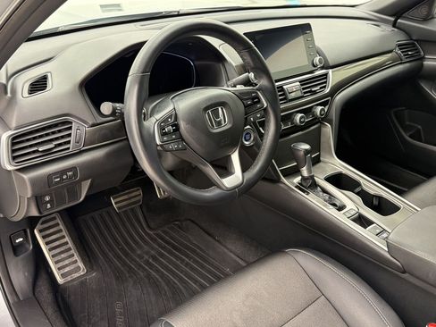 Used 2020 Honda Accord Sport image 4