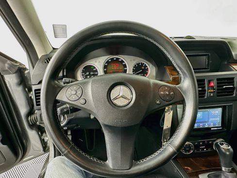 Used 2012 Mercedes-Benz GLK 350 4MATIC image 11