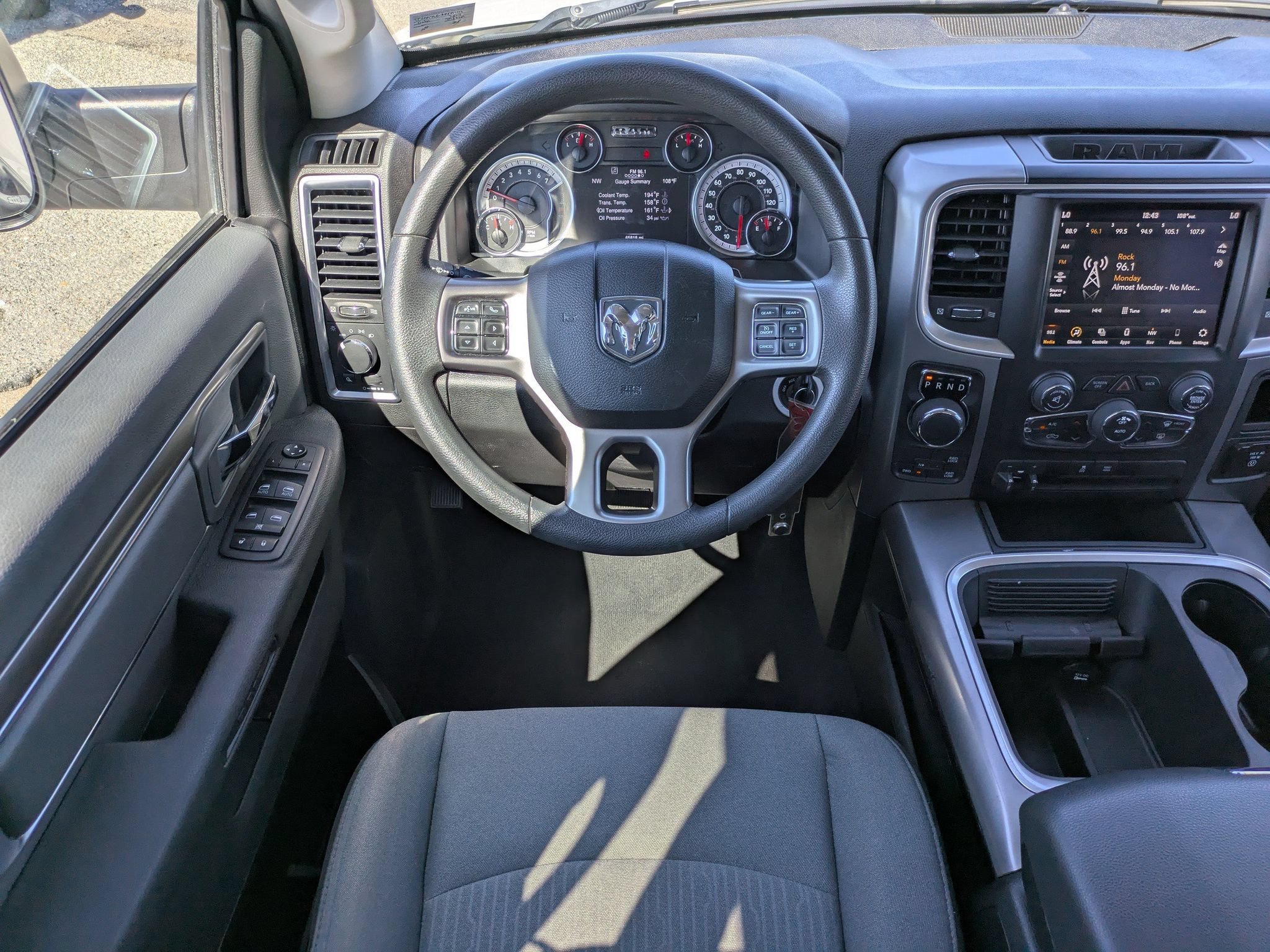 Used 2023 RAM 1500 Classic SLT w/ Trailer & Traction Group AWD/4WD image 17