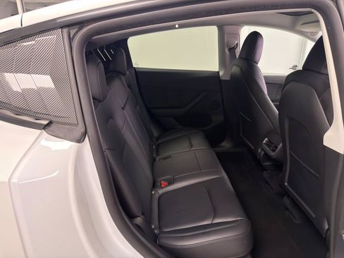 Used 2022 Tesla Model Y Performance AWD/4WD image 27