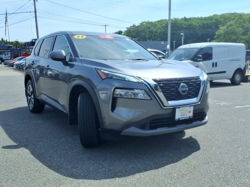 Certified 2023 Nissan Rogue SV AWD/4WD image 3