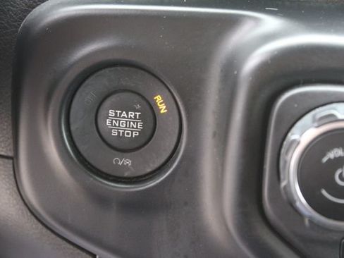 Used 2023 Jeep Wrangler Unlimited Sahara w/ Cold Weather Group AWD/4WD image 19