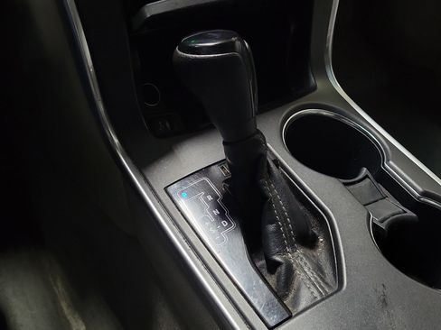 Used 2015 Toyota Camry LE image 31