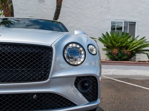 Used 2023 Bentley Continental GT V8 AWD/4WD image 29