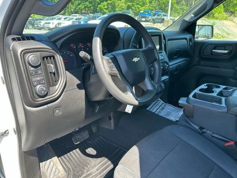 Used 2019 Chevrolet Silverado 1500 Custom w/ Custom Value Package AWD/4WD image 20