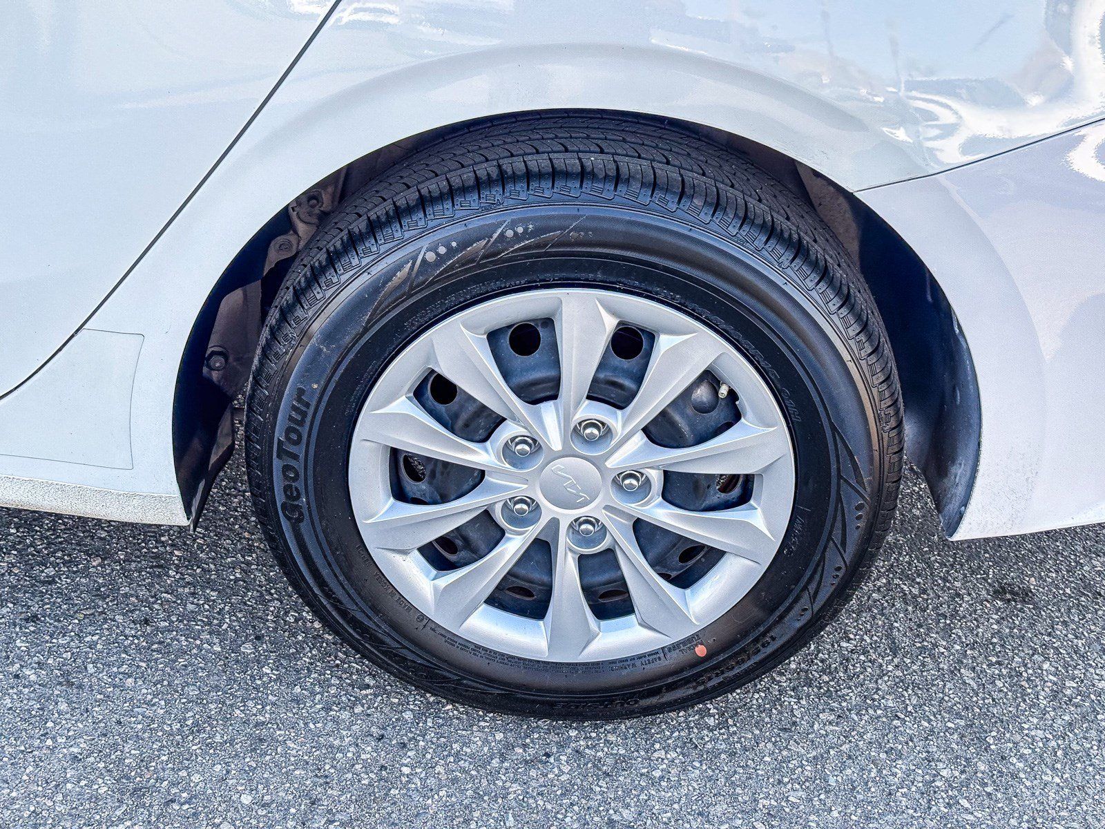 Used 2024 Kia Forte LX FWD image 12