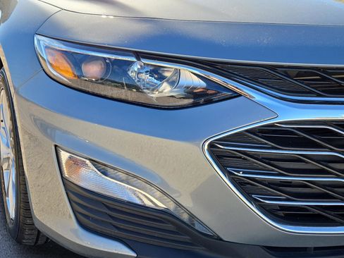 Used 2024 Chevrolet Malibu LT image 3