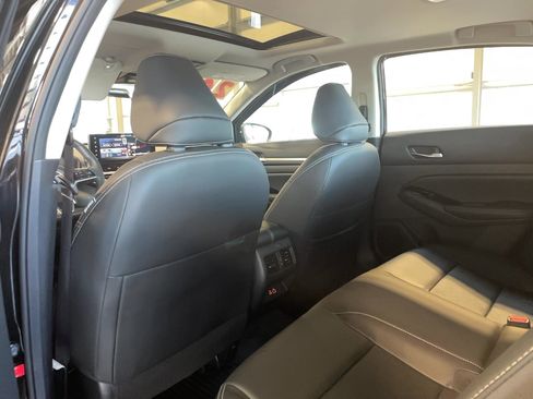 Used 2024 Nissan Altima 2.5 SL image 7