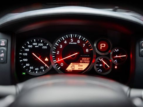 Used 2009 Nissan GT-R Premium AWD/4WD image 51
