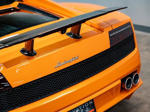 Used 2012 Lamborghini Gallardo LP 550-2 Bicolore RWD image 38
