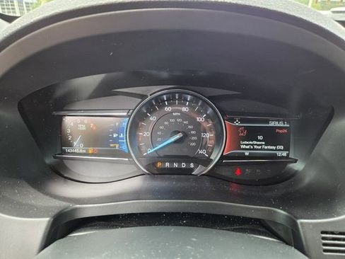 Used 2018 Ford Explorer XLT w/ Equipment Group 202A FWD image 28