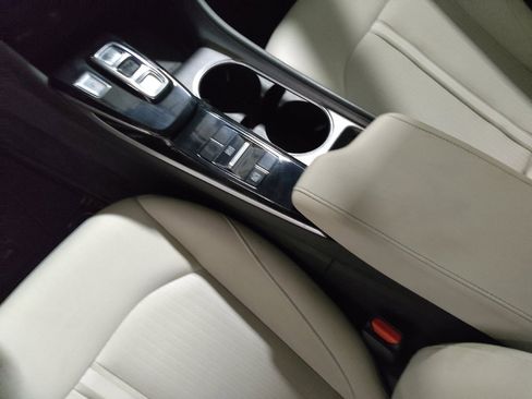 Used 2023 Hyundai Sonata SE w/ Preferred Accessory Package FWD image 26