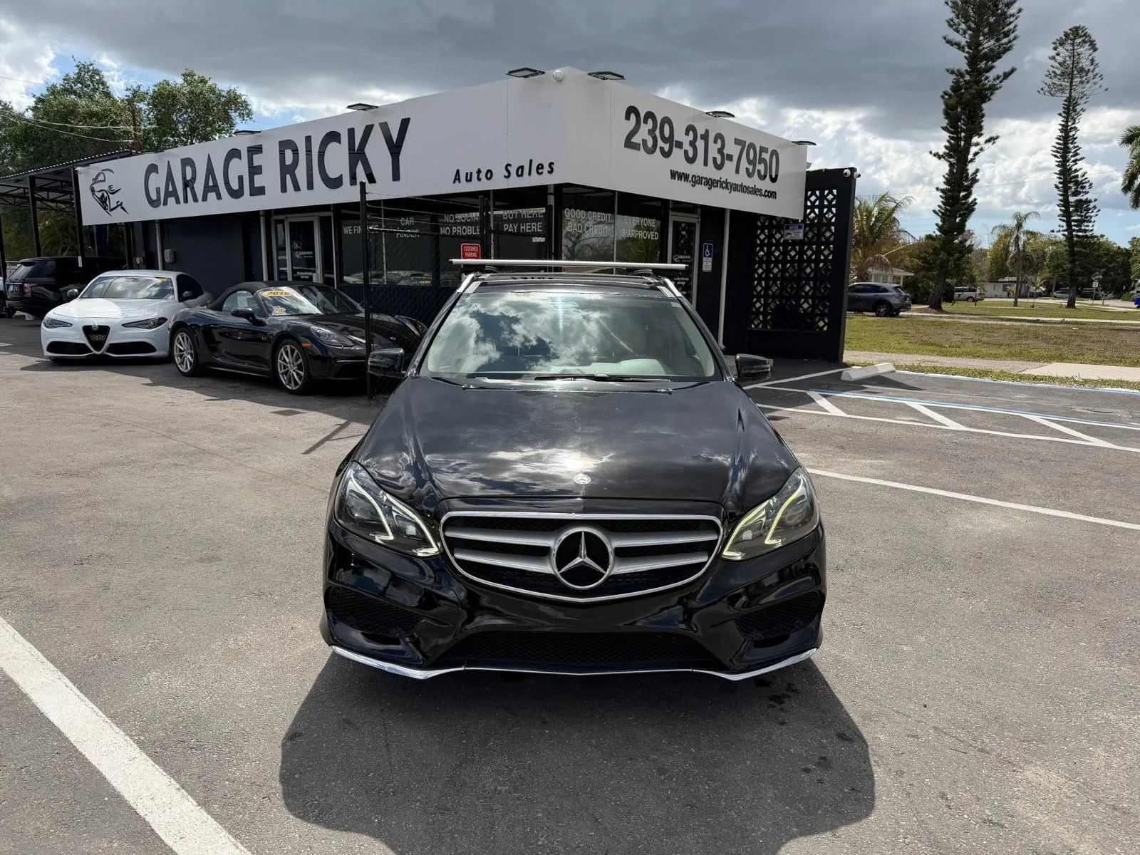 Used 2016 Mercedes-Benz E 350 4MATIC Wagon w/ Premium Package image 2