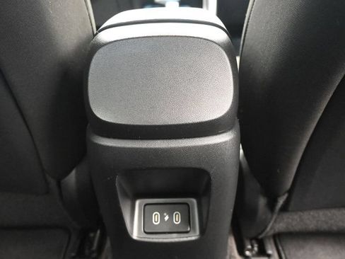 Certified 2025 Hyundai Elantra Sport FWD image 16