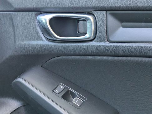 Used 2025 Honda Civic Sport image 32