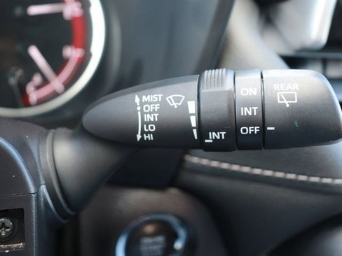 Used 2025 Toyota RAV4 XLE image 24