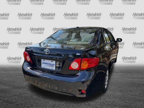 Used 2010 Toyota Corolla LE image 9