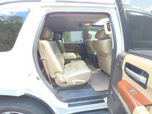 Used 2008 Toyota Sequoia Platinum AWD/4WD image 27