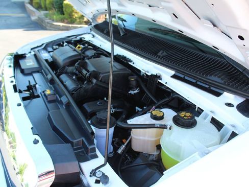 Used 2022 Ford E-450 and Econoline 450 Super Duty w/ Motorhome Prep Package image 86