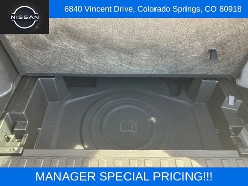 Used 2024 Chevrolet Equinox LT FWD image 34