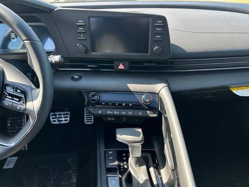 New 2026 Hyundai Elantra SEL Sport Premium FWD image 15