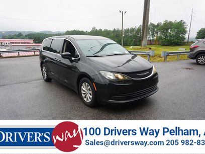 Used 2017 Chrysler Pacifica Touring w/ Tire & Wheel Group