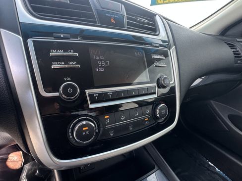 Used 2018 Nissan Altima 2.5 SR image 12
