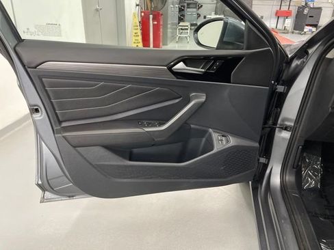 Used 2023 Volkswagen Jetta SEL FWD image 27