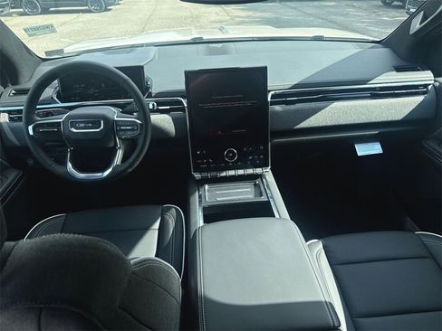 New 2026 GMC Sierra EV Elevation image 23