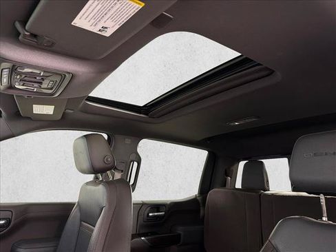 Used 2019 GMC Sierra 1500 Denali w/ Denali Ultimate Package AWD/4WD image 2