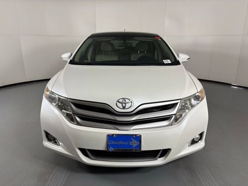 Used 2014 Toyota Venza XLE w/ XLE Premium Package AWD/4WD image 3