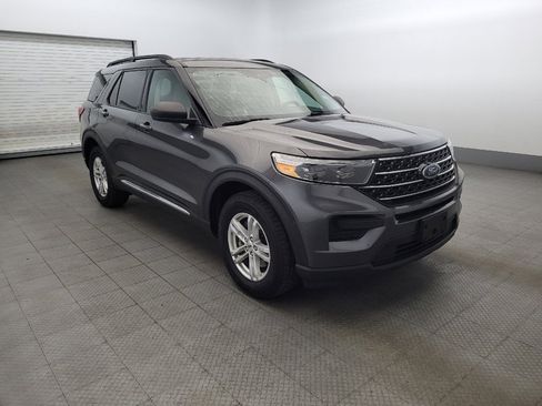 Used 2020 Ford Explorer XLT w/ Comfort Package image 13